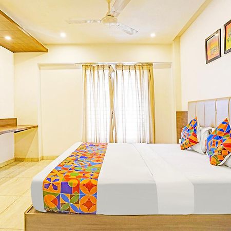 Fabhotel Prime Sky Light Vadodara Exteriör bild
