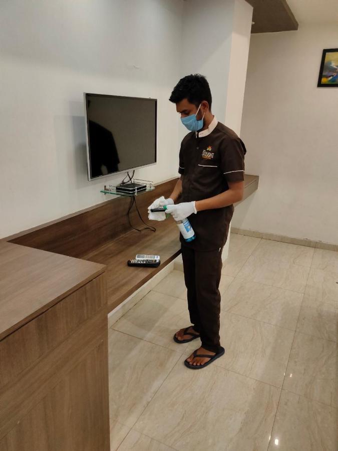 Fabhotel Prime Sky Light Vadodara Exteriör bild