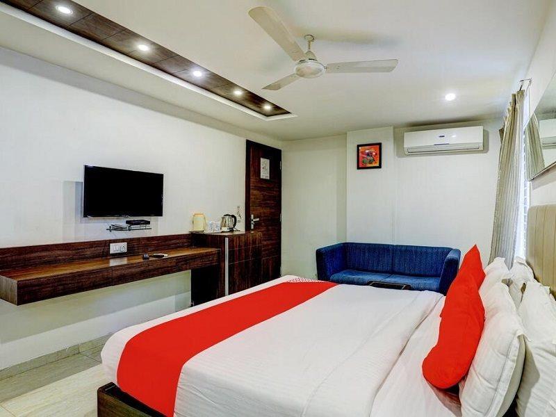Fabhotel Prime Sky Light Vadodara Exteriör bild