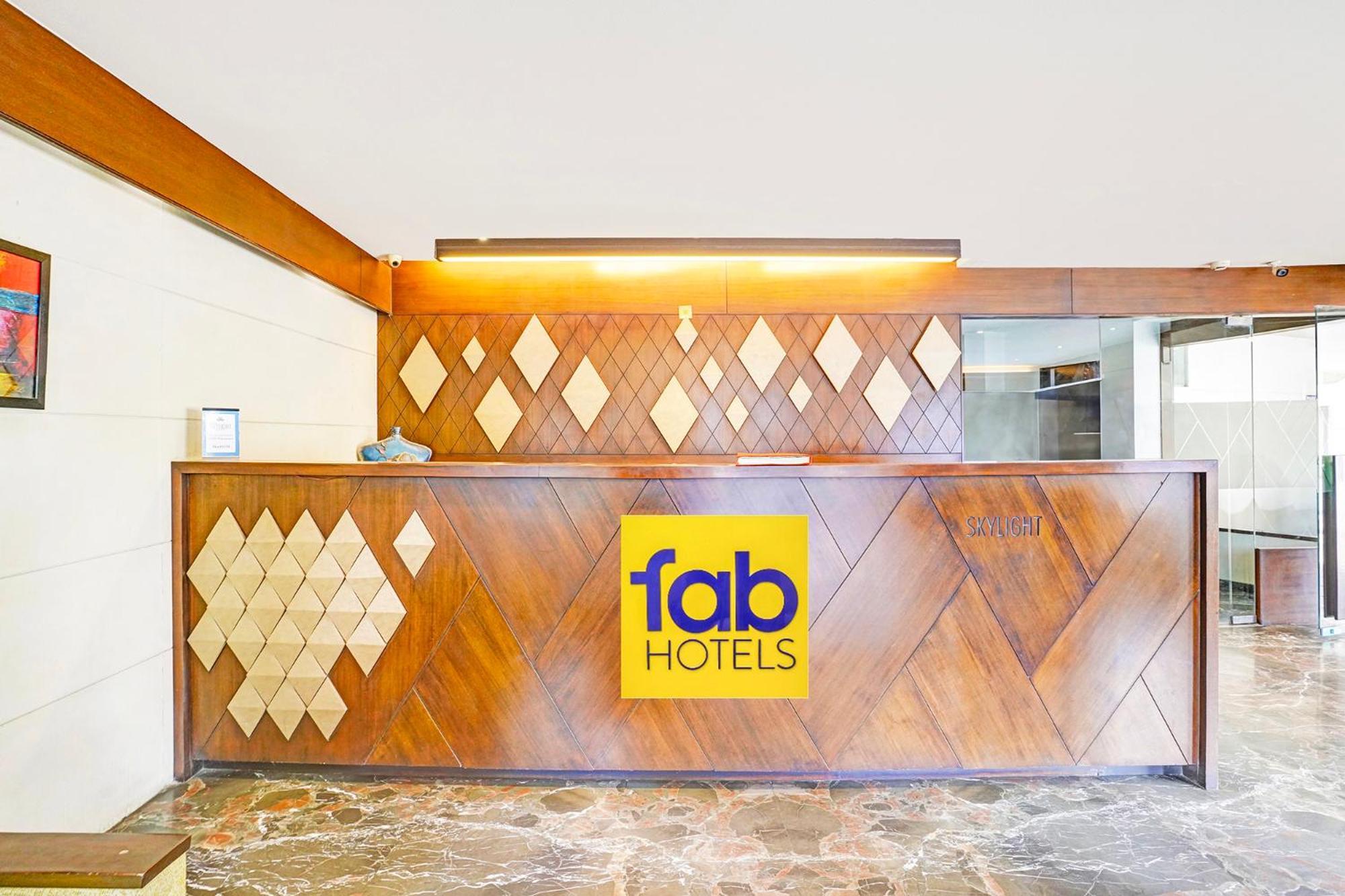 Fabhotel Prime Sky Light Vadodara Exteriör bild