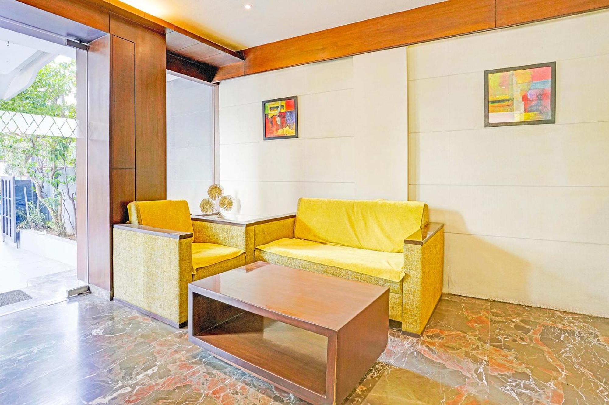 Fabhotel Prime Sky Light Vadodara Exteriör bild